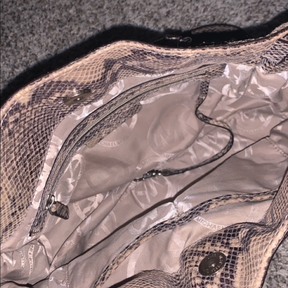 Michael Kors python purse - Picture 2 of 3